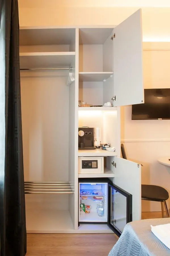 Amendola Central Station Bologna Bed & Breakfast